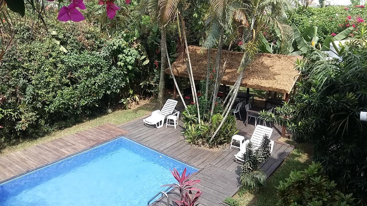 Gaia'S Garden B&B Абиджан Екстериор снимка